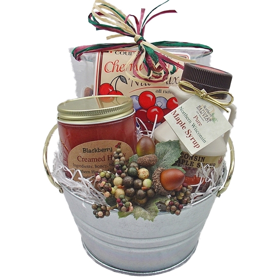 Picture of Sweet & Simple Holiday Gift Bucket